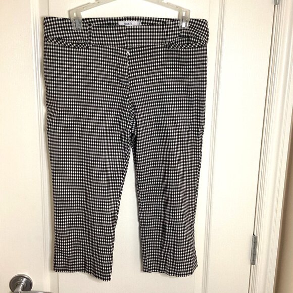 Ricki's Women's White & Black Check Carpi's Pants Size 10 Classic Style - Picture 1 of 7